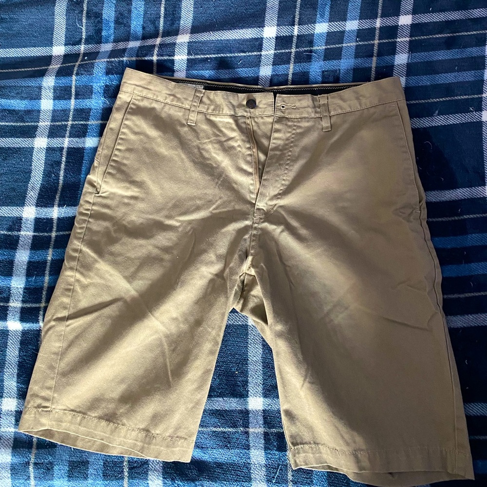 Khaki Volcom shorts